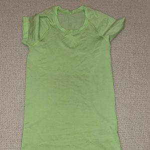 LULULEMON neon green swiftly tech *REGULAR LENGTH* size 4